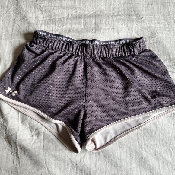 Under Armour Mesh Lined Shorts Purple Women’s Size Small - Picture 1 of 6